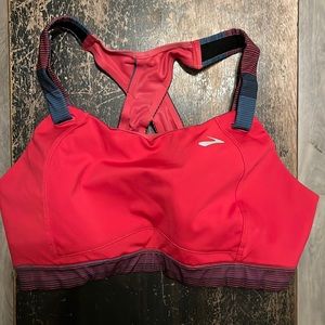 Brooks red full support cross back sports bra. Size 36D.